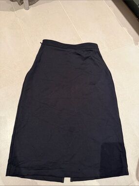 Women's Black Pencil Skirt - Sleek Office Staple